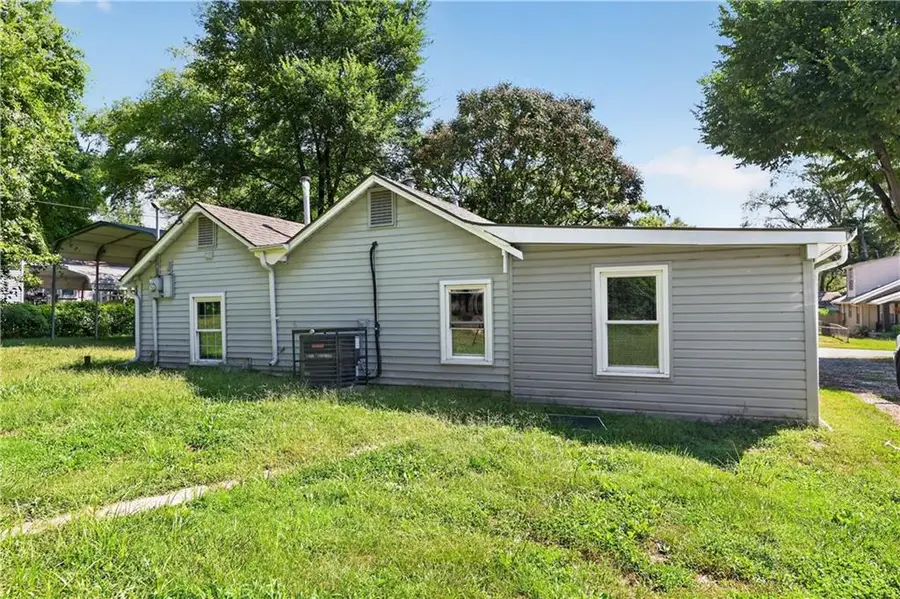 216 S Hunter Street, Independence, MO 64050 - #2