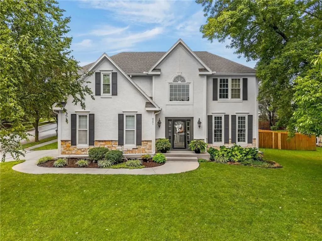 8201 NW 80th Terrace, Kansas City, MO 64152 - #1