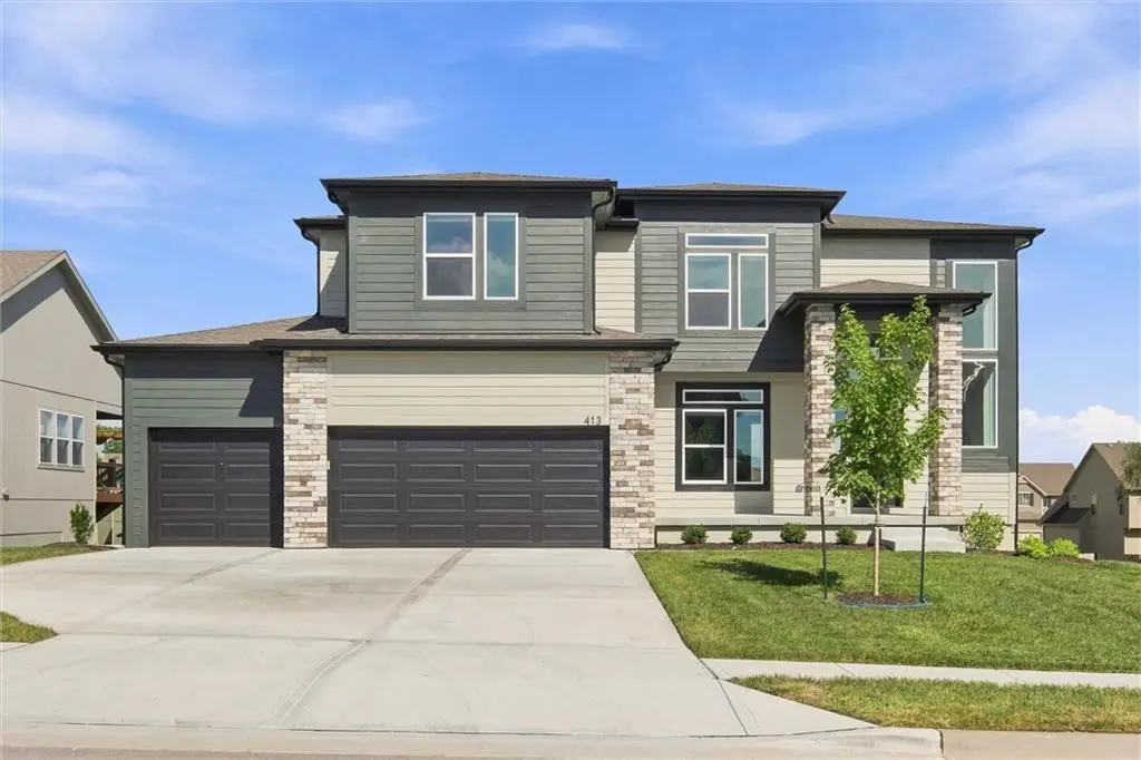 413 Woodview Drive, Raymore, MO 64083 - #1