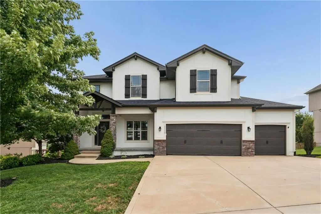 1115 Metfield Lane, Raymore, MO 64083 - #1