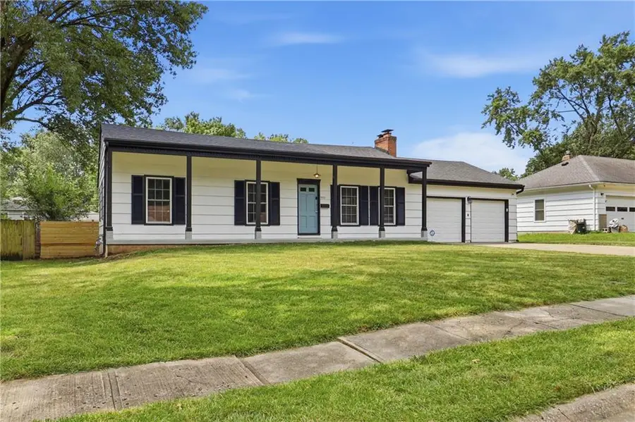 9801 E 79th Terrace, Kansas City, MO 64138 - #2