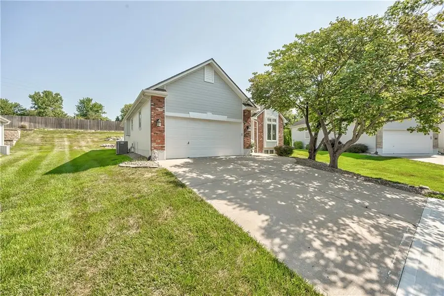 17904 E 29th Street S, Independence, MO 64057 - #3