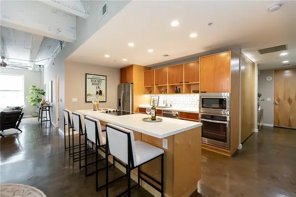 21 W 10th Street #7D, Kansas City, MO 64105