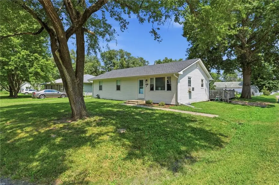 205 N Mulberry Street, Adrian, MO 64720 - #2