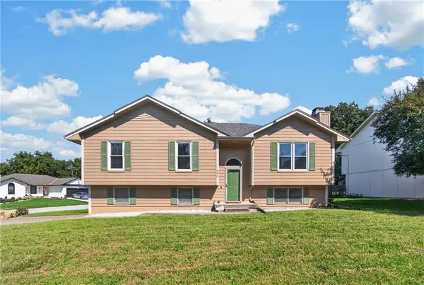 800 NE Bristol Drive, Lee's Summit, MO 64086
