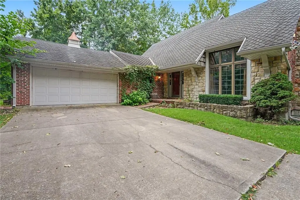 13000 Gammon Road, Lees Summit, MO 64086 - #1