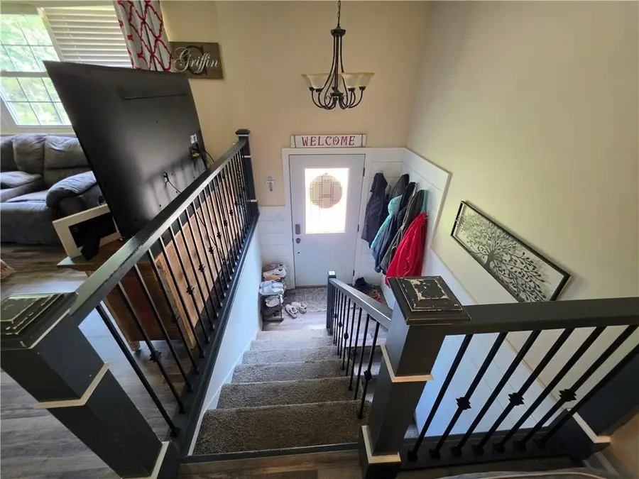 546 Lisa Lane, Maryville, MO 64468 - #3