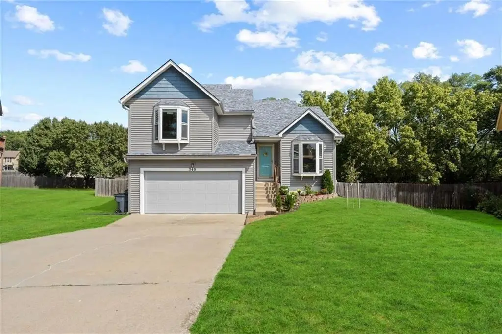 540 W Northview Street, Olathe, KS 66061 - #1