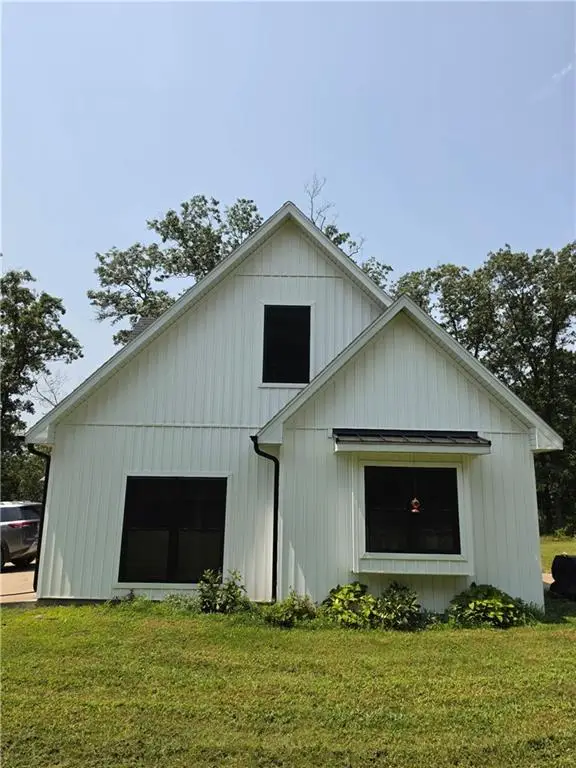 21868 Rosewood Dr Road, Versailles, MO 65084