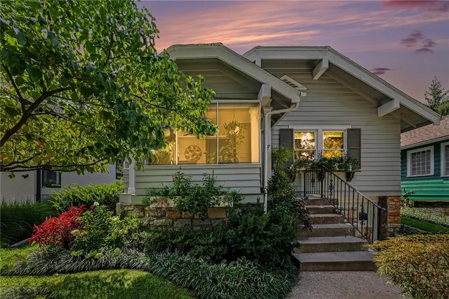 4806 Westwood Road, Kansas City, MO 64112 - #2