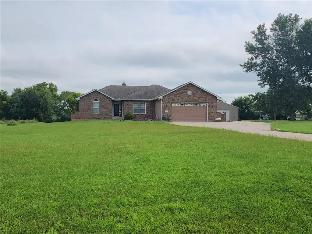 19505 E 217 Street, Harrisonville, MO 64701 - #1