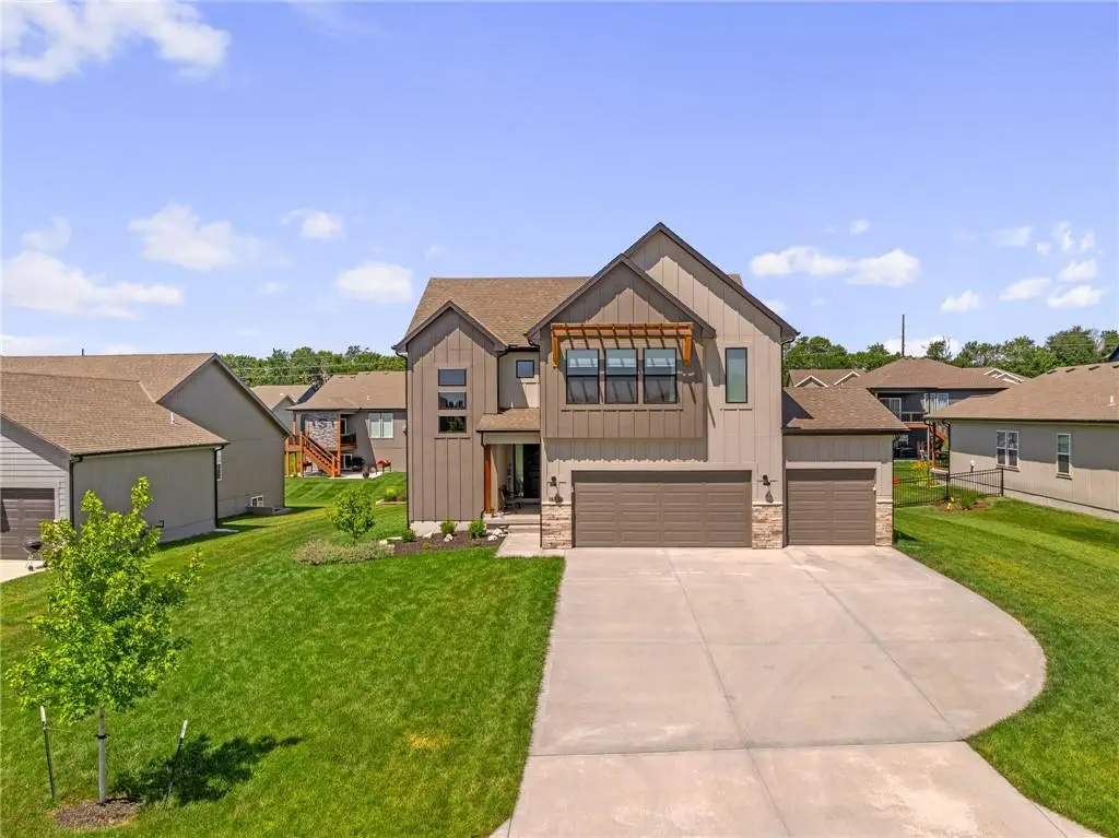 18738 Ocheltree Street, Spring Hill, KS 66083 - #1
