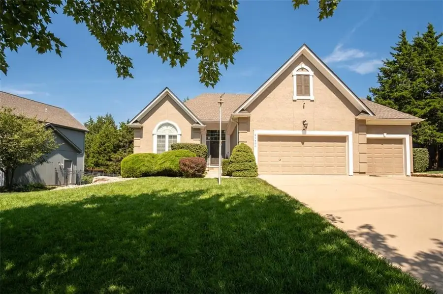 21400 W 98th Place, Lenexa, KS 66220 - #2
