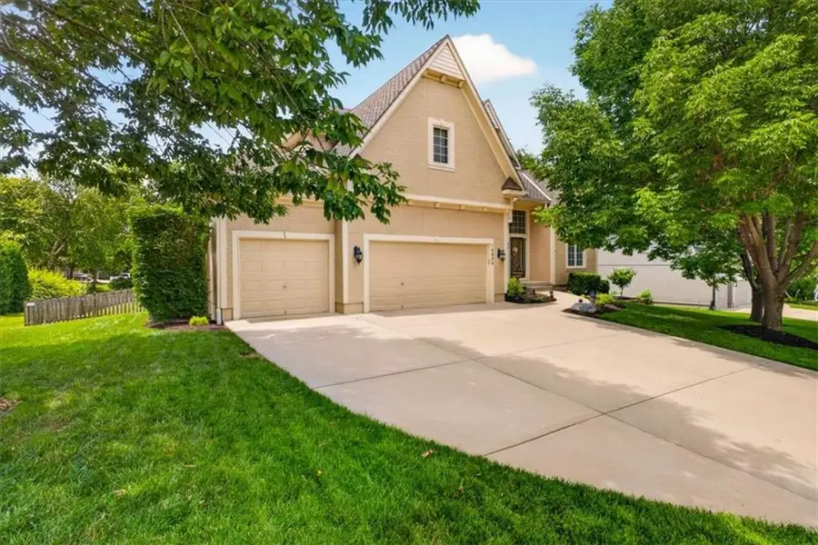 14804 Carter Street, Overland Park, KS 66221 - #3