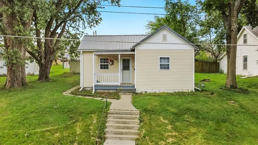 204 W Pearl Street, Savannah, MO 64485 - #2
