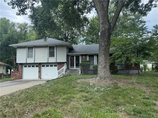 6206 Hallet Street, Shawnee, KS 66216
