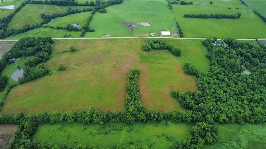 156 NE 30th Street, Trenton, MO 64683 - #2