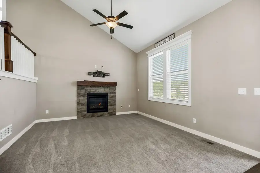 1524 N 156th Street, Basehor, KS 66007 - #3