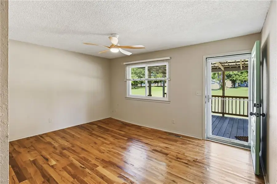 3020 Southern Boulevard, Parsons, KS 67357 - #3