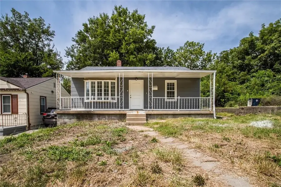 3336 Jackson Avenue, Kansas City, MO 64128 - #2