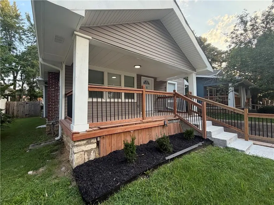 1849 E 68th Terrace, Kansas City, MO 64132 - #3