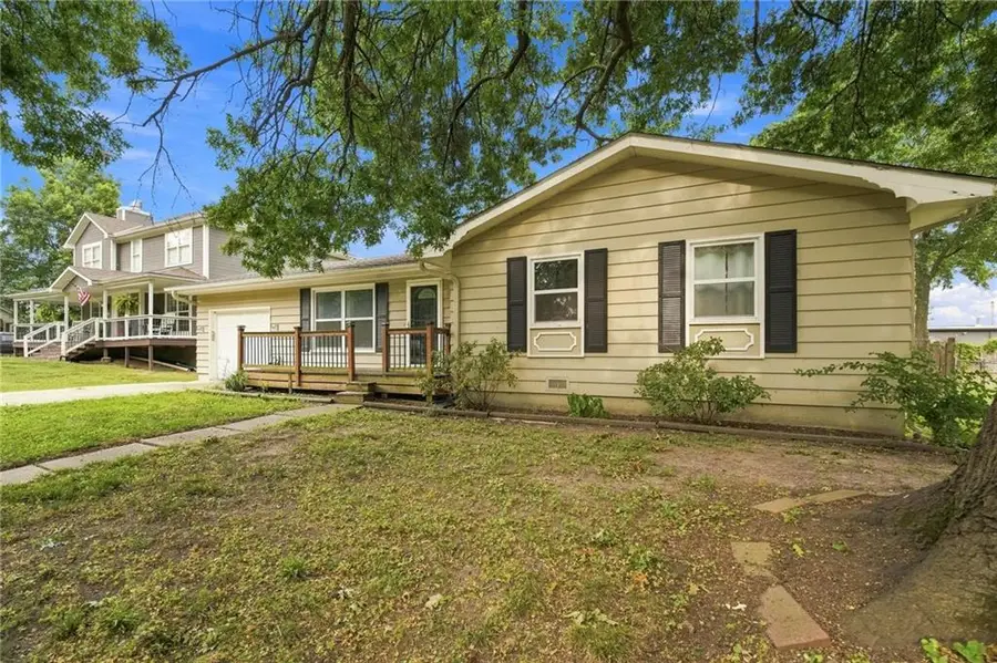 505 S Olive Street, Louisburg, KS 66053 - #2