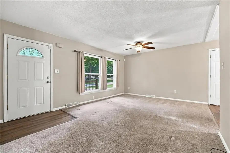 505 S Olive Street, Louisburg, KS 66053 - #3