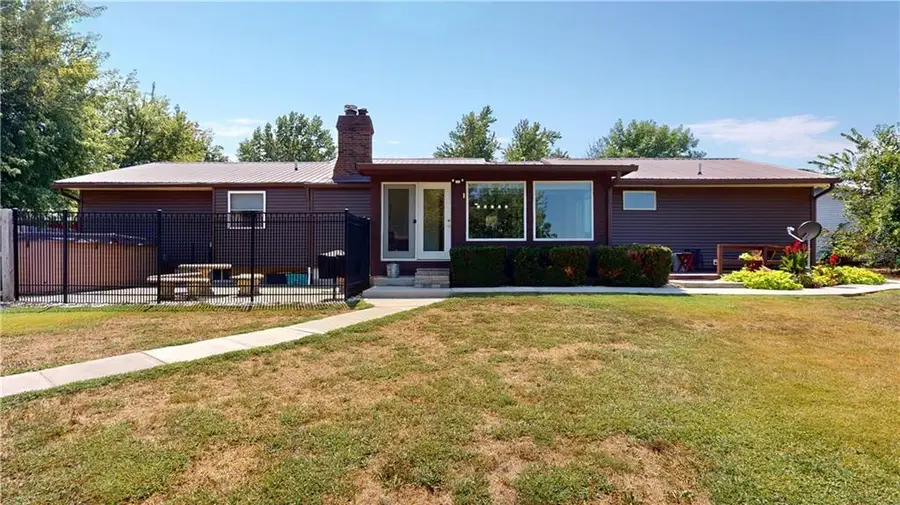 109 E Hardin Place, Nevada, MO 64772 - #3