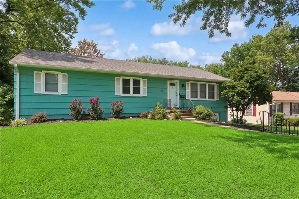 6716 Corrington Avenue, Kansas City, MO 64133 - #1
