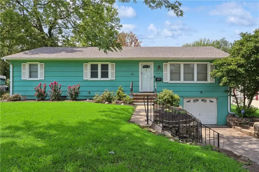 6716 Corrington Avenue, Kansas City, MO 64133 - #2