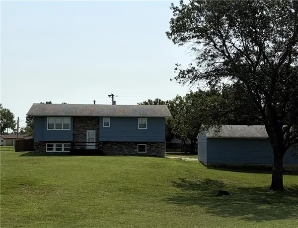 1017 Willett Street, Burlington, KS 66839