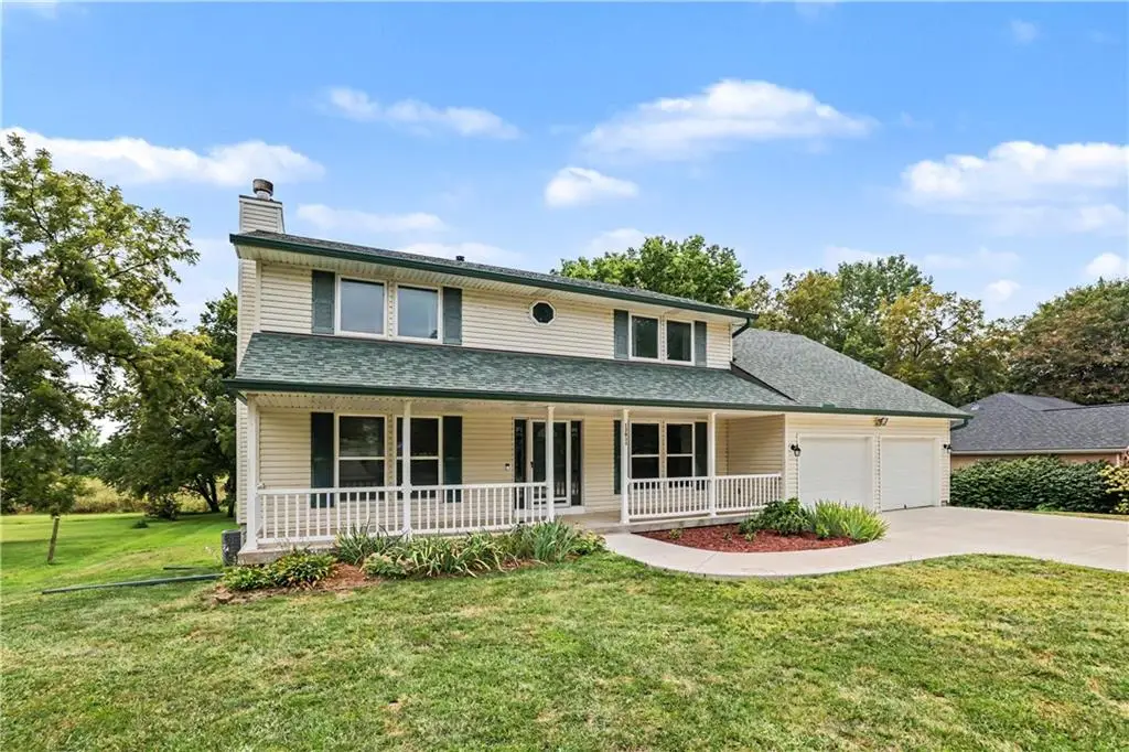 13835 Woodmont Avenue, Bonner Springs, KS 66012 - #1