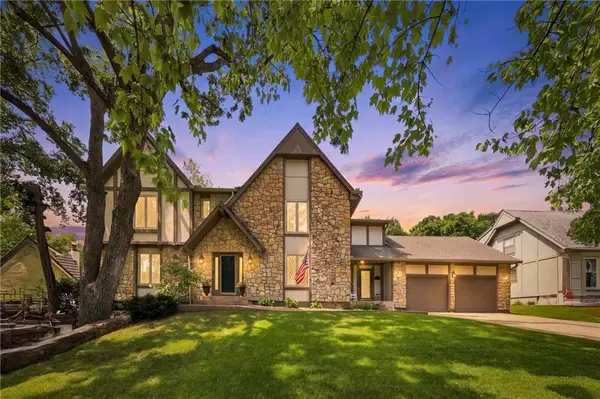 10414 Alhambra Street, Overland Park, KS 66207