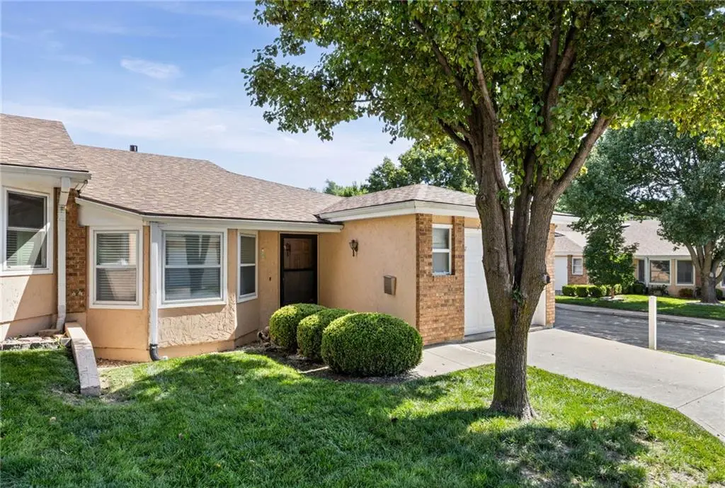 6200 Ash Court, Raytown, MO 64133 - #1