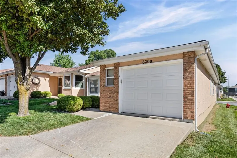 6200 Ash Court, Raytown, MO 64133 - #2