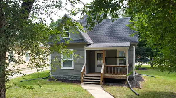 843 S Sycamore Street, Ottawa, KS 66067