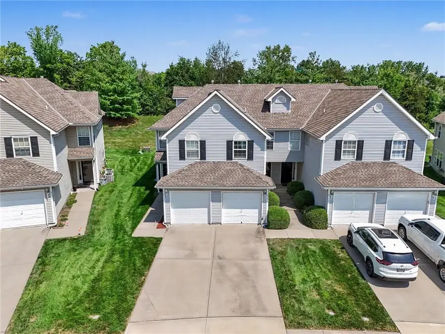 8155 N Lawn Avenue, Kansas City, MO 64119 - #3