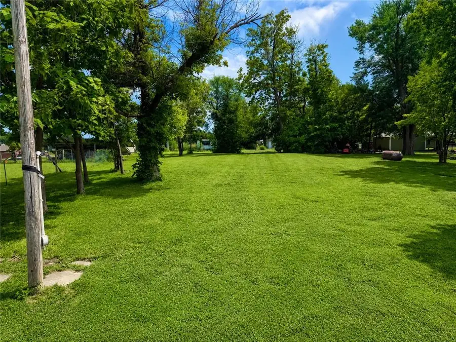 204 W 2nd Street, Winston, MO 64689 - #2