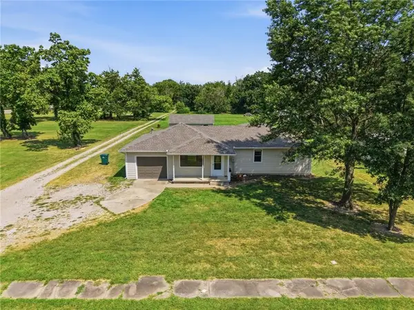 204 N Burnett Street, Girard, KS 66743