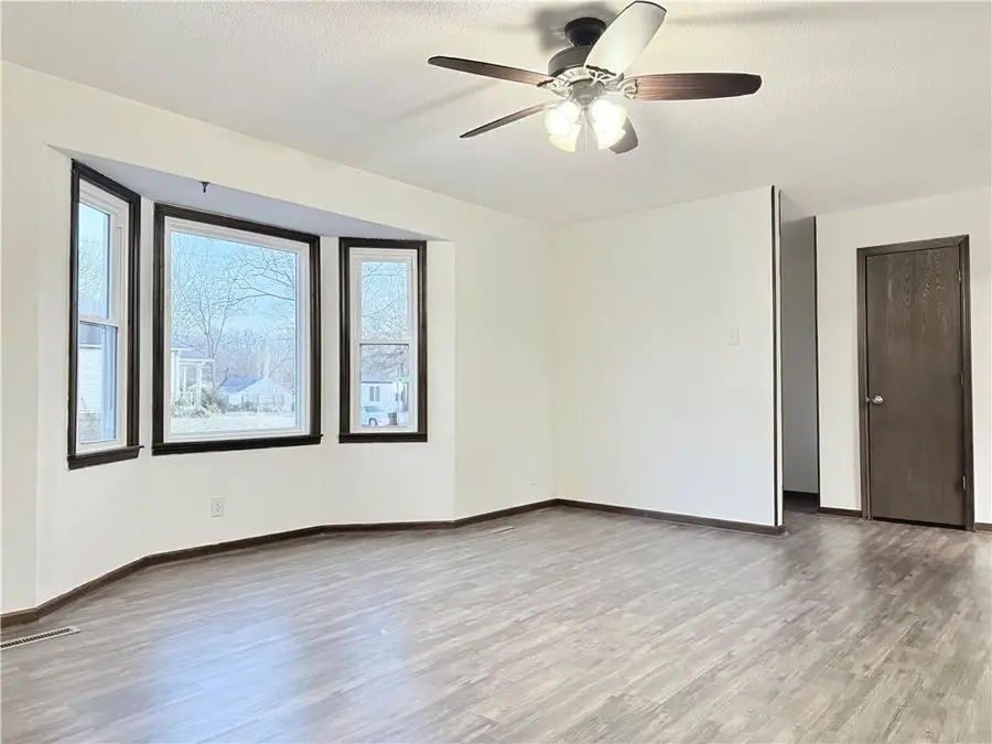 920 S New York Avenue, Sedalia, MO 65301 - #3