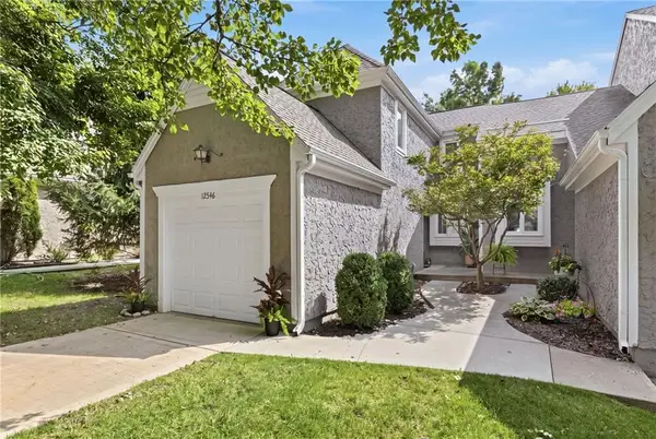 12546 Broadmoor Street, Overland Park, KS 66209
