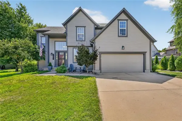 21011 W 54th Street, Shawnee, KS 66218