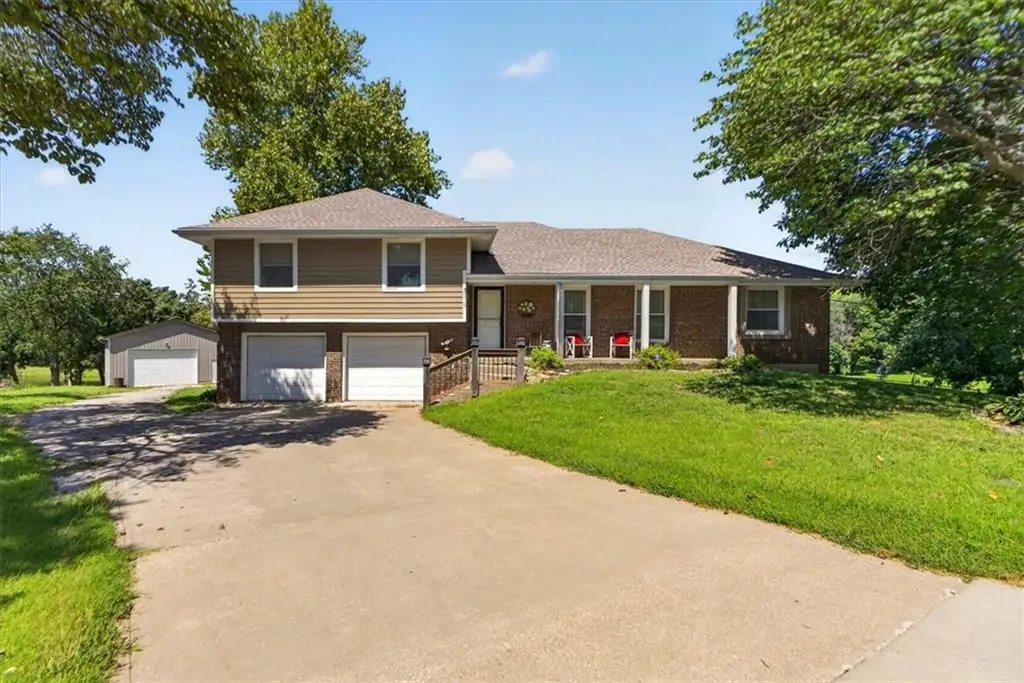 5319 N 108th Street, Kansas City, KS 66109 - #1