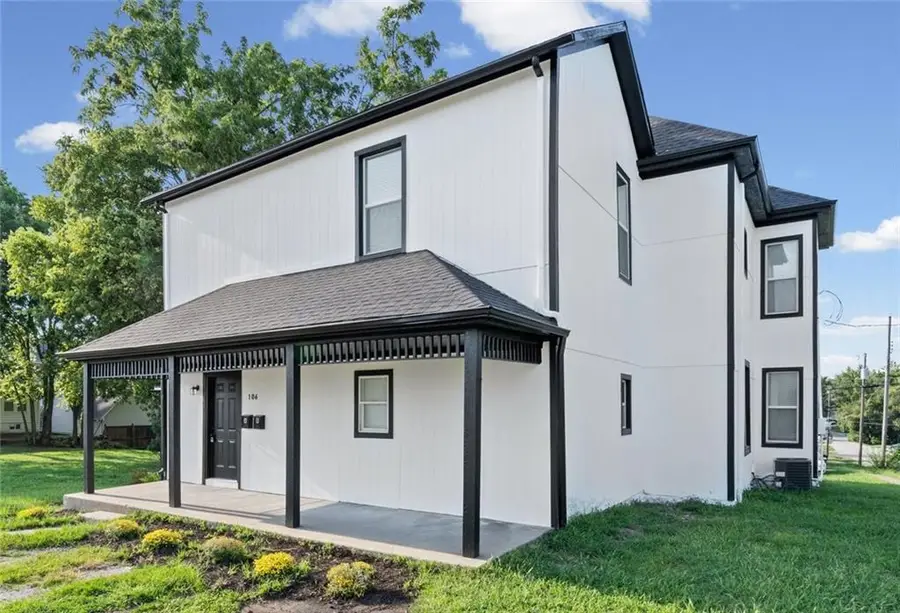 106 E Buchanan Street, Richmond, MO 64085 - #3