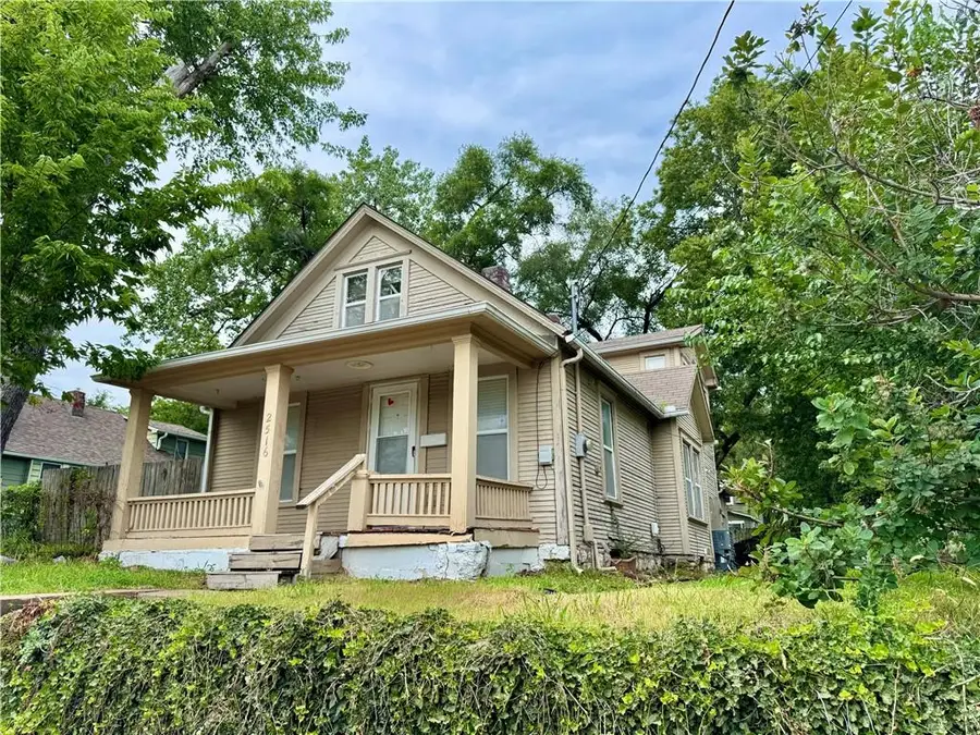 2516 W 43rd Avenue, Kansas City, KS 66103 - #2