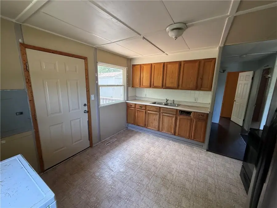 4529 N Forest Avenue, Kansas City, MO 64116 - #3
