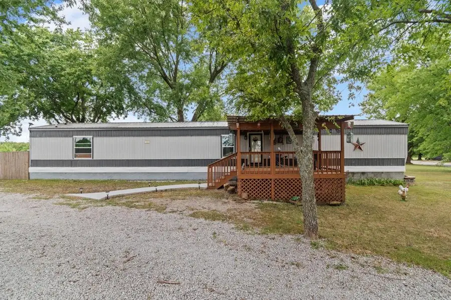845 S Carriage Drive, Deepwater, MO 64740 - #2