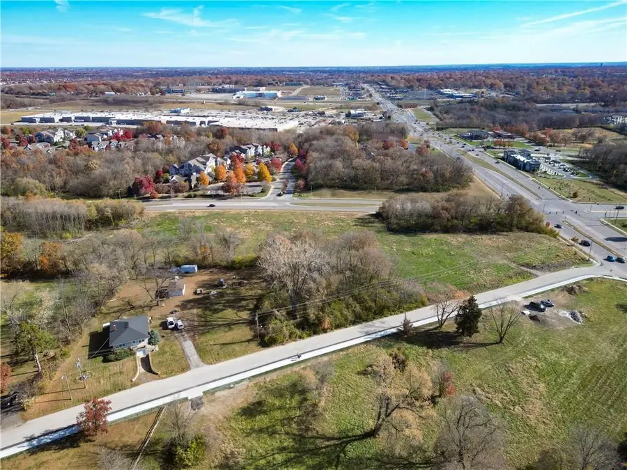 8500 N Baughman Road, Kansas City, MO 64154 - #2