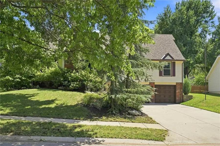 13511 S Locust Street, Olathe, KS 66062 - #2