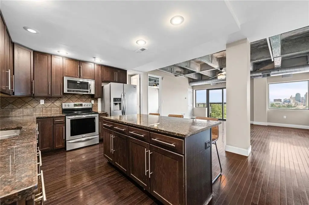 2940 Baltimore Avenue #1303, Kansas City, MO 64108 - #1